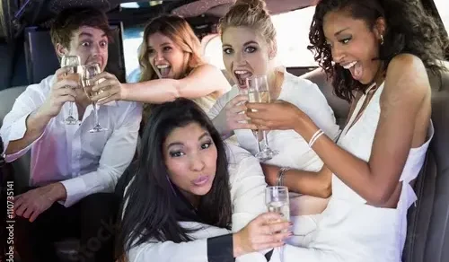 can passengers drink alcohol in a car